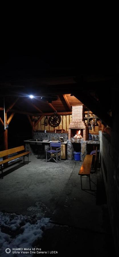 Tîrgu Ocna La Butuci酒店 外观 照片